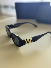 YSL - Black Geometric sunglasses – Image 7