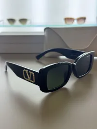 Valentino Garavani VA4108F - Sunglasses – Image 2