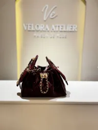 Chanel 25 Small Handbag Burgundy & Gold – Image 4