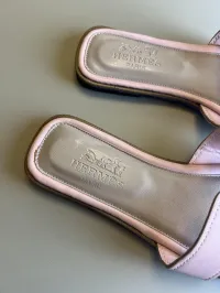 Hermes Oran Peach Slippers – Image 5