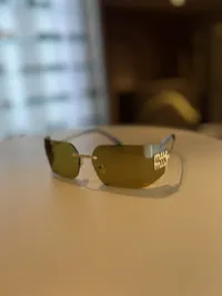 Miu Miu - Aube  – Image 4