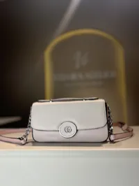 Gucci Cross Body Bag Pinkish nude – Image 2