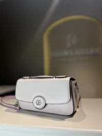 Gucci Cross Body Bag Pinkish nude – Image 3
