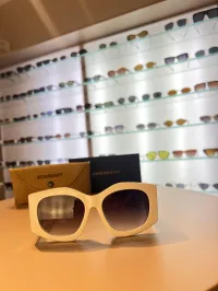Burberry BE43 Cream Sunglasses – Image 3