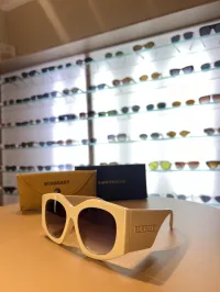 Burberry BE43 Cream Sunglasses – Image 1