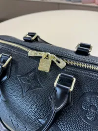 Louis Vuitton Speedy Bandouliere 25 Black Bag – Image 11