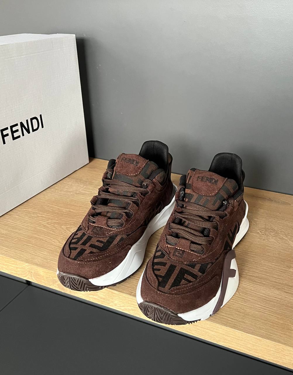 Fendi Flow Brown Sneakers – Image 3