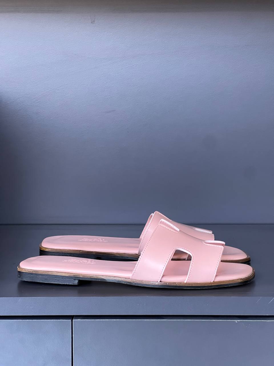 Hermes Oran Pink Slippers – Image 4