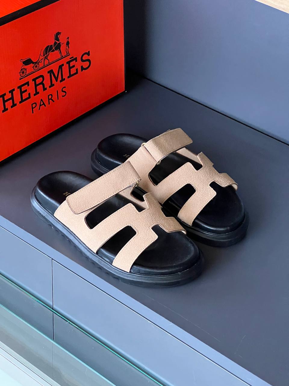Hermes Chypre Off White Sandals – Image 1