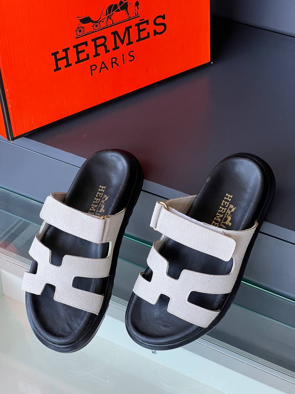 Hermes Chypre White Sandals – Image 3