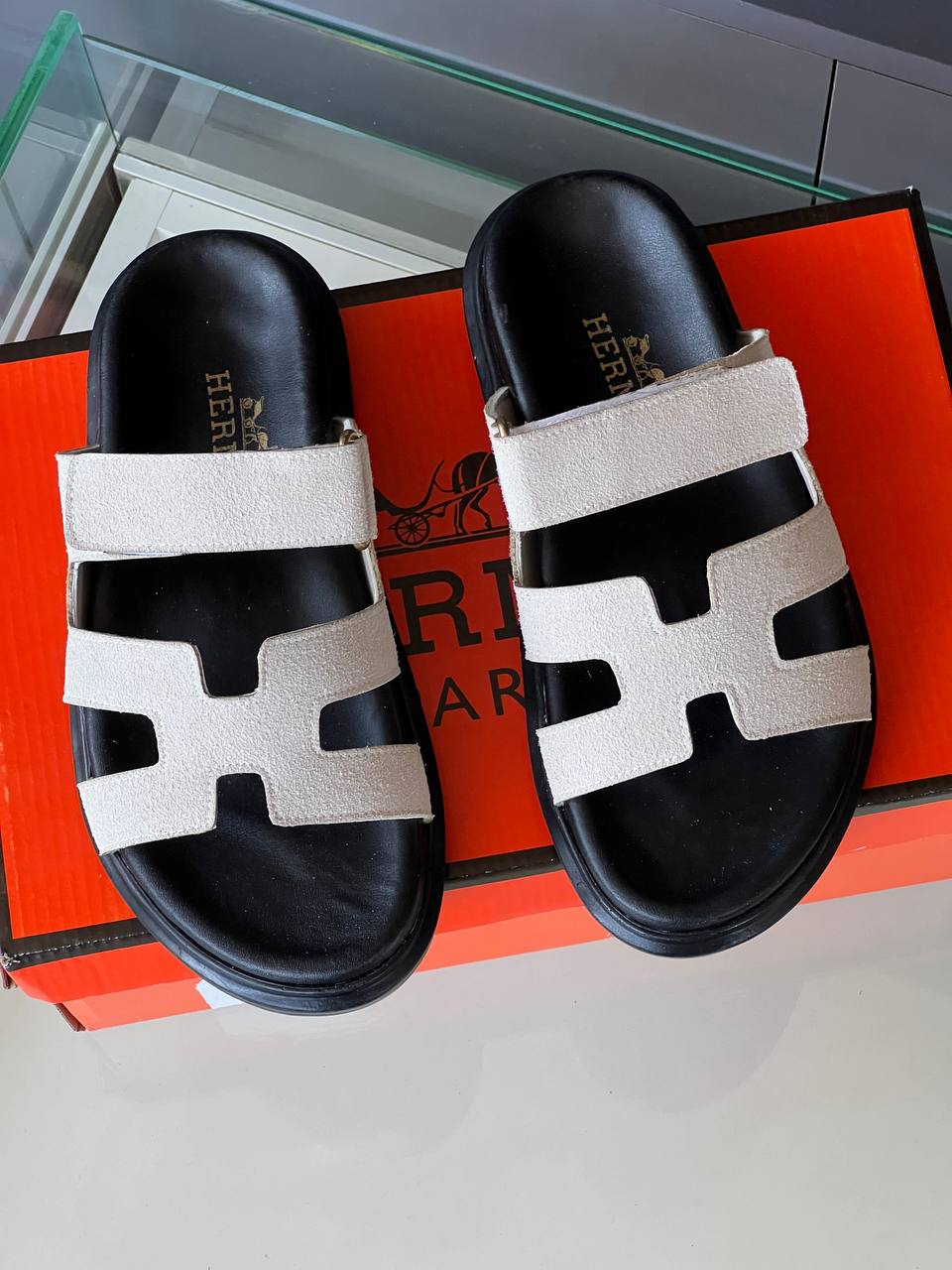 Hermes Chypre White Sandals – Image 2