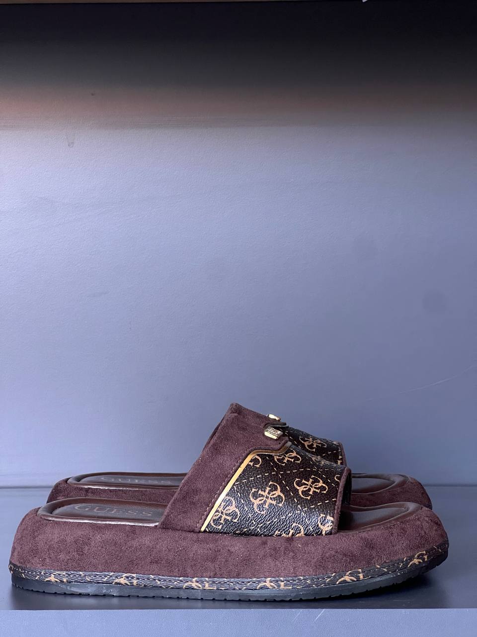 Guess Brown Slippers – Image 4