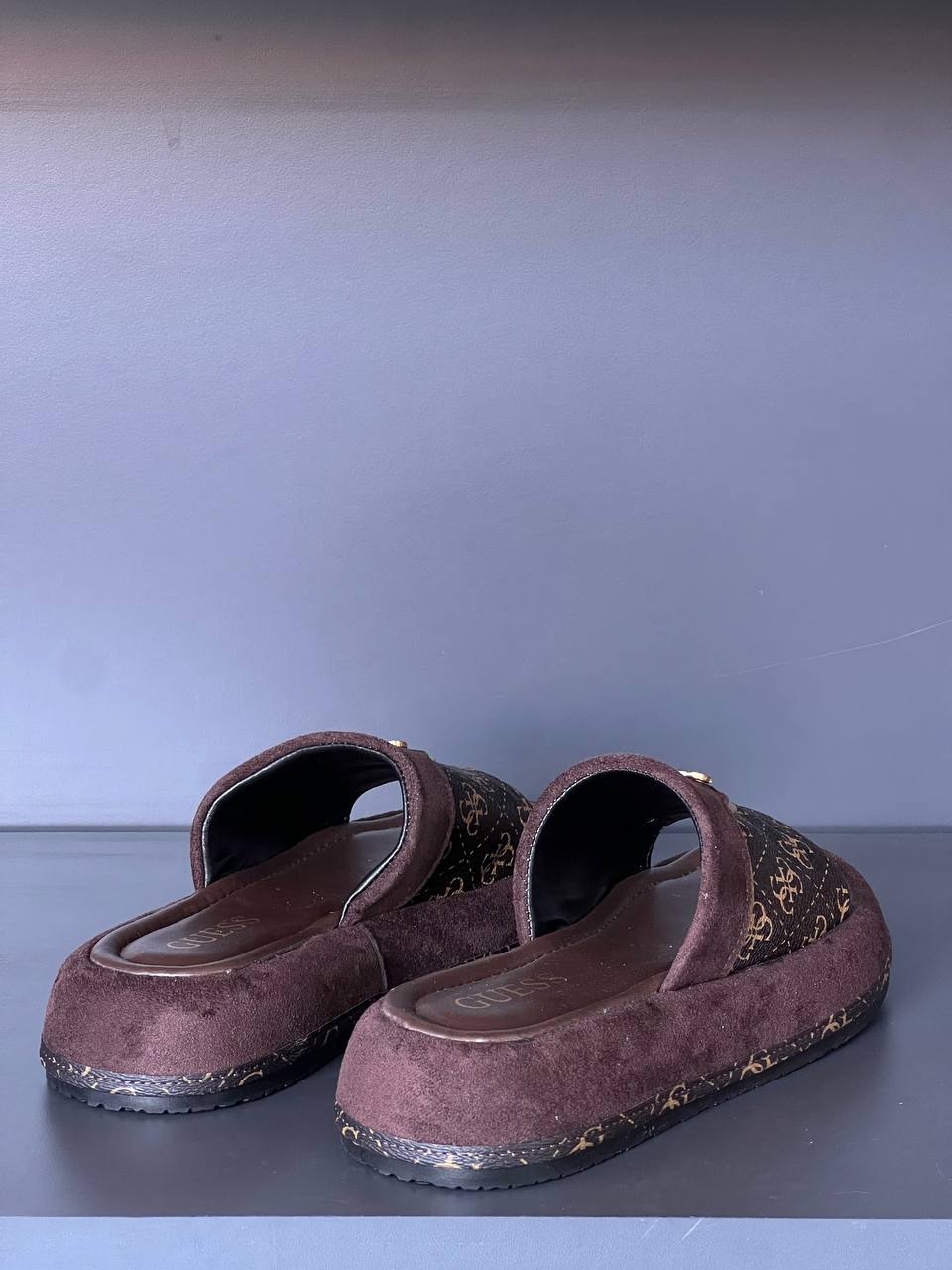 Guess Brown Slippers – Image 5