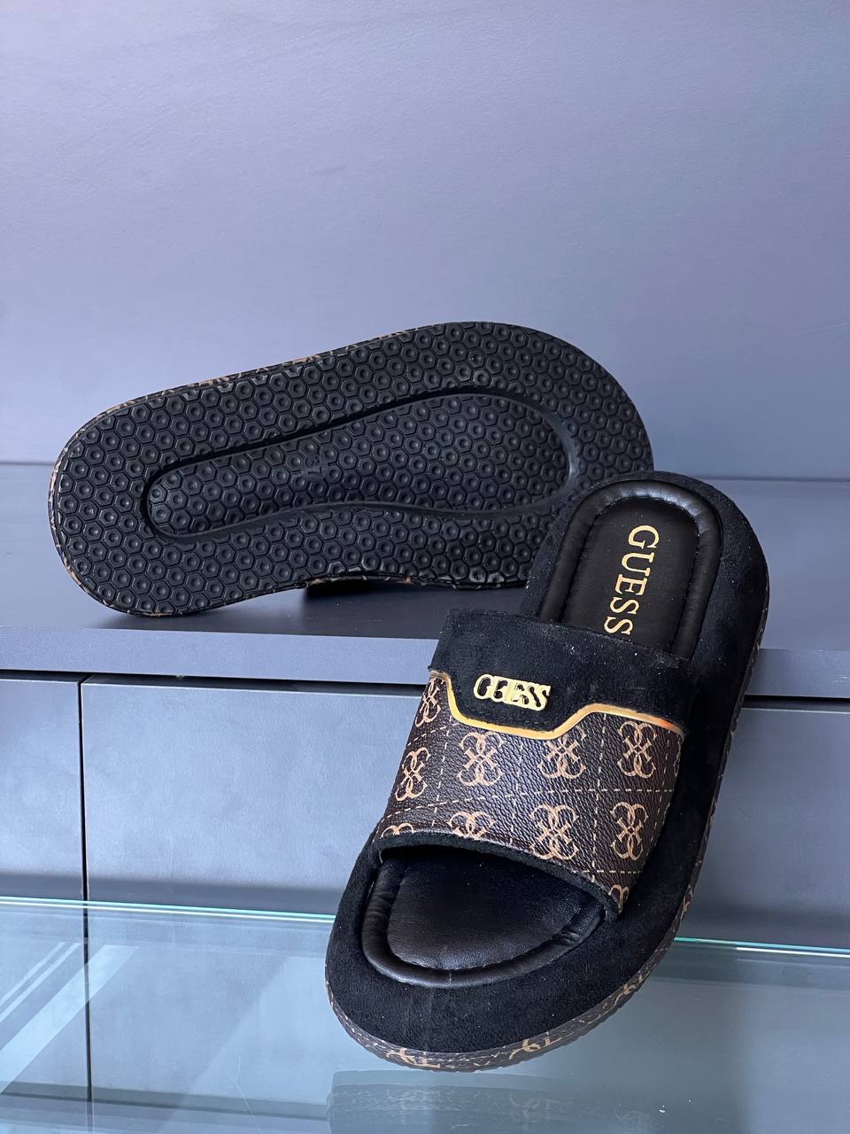 Guess Black Slippers – Image 3