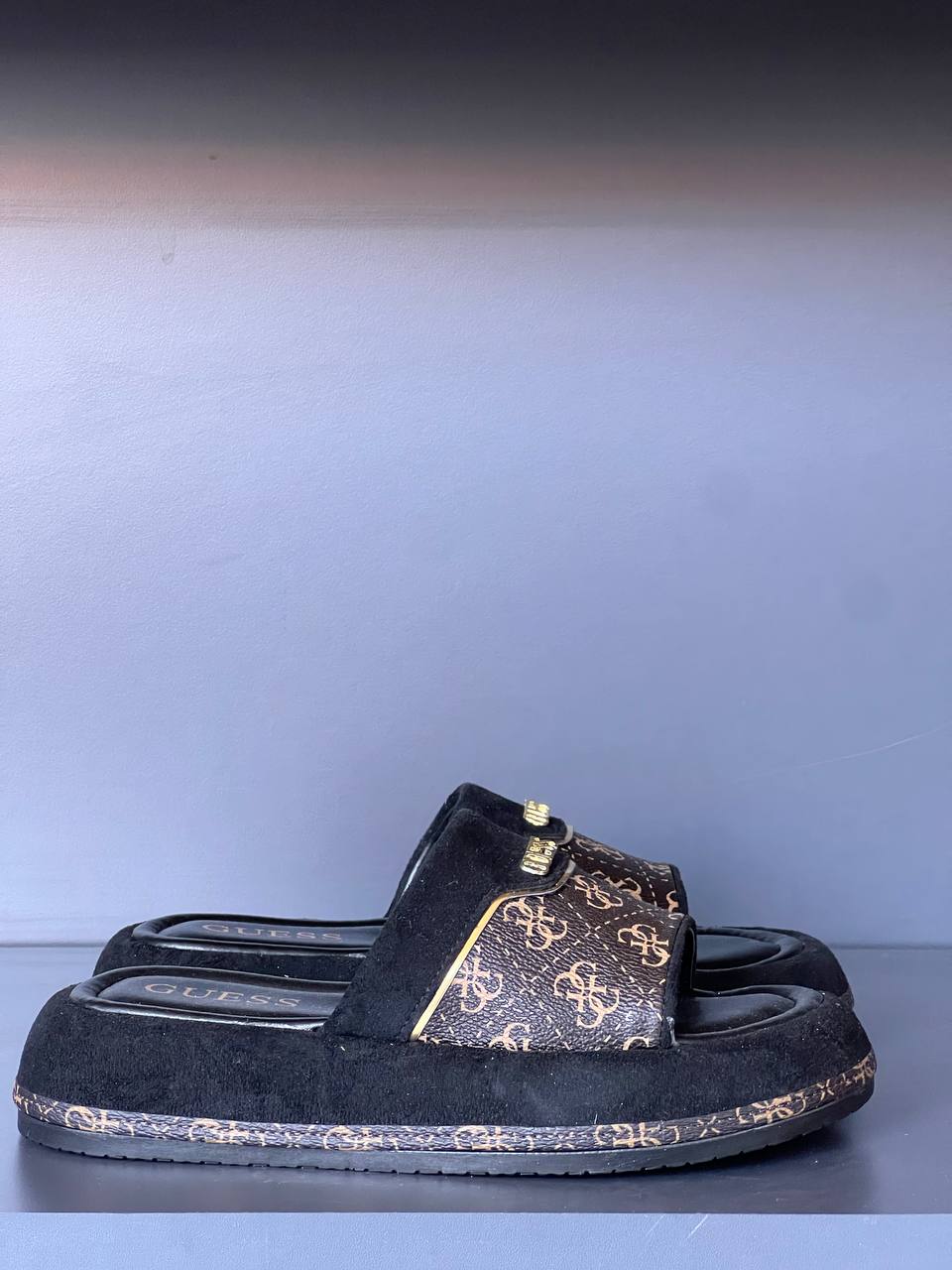 Guess Black Slippers – Image 4