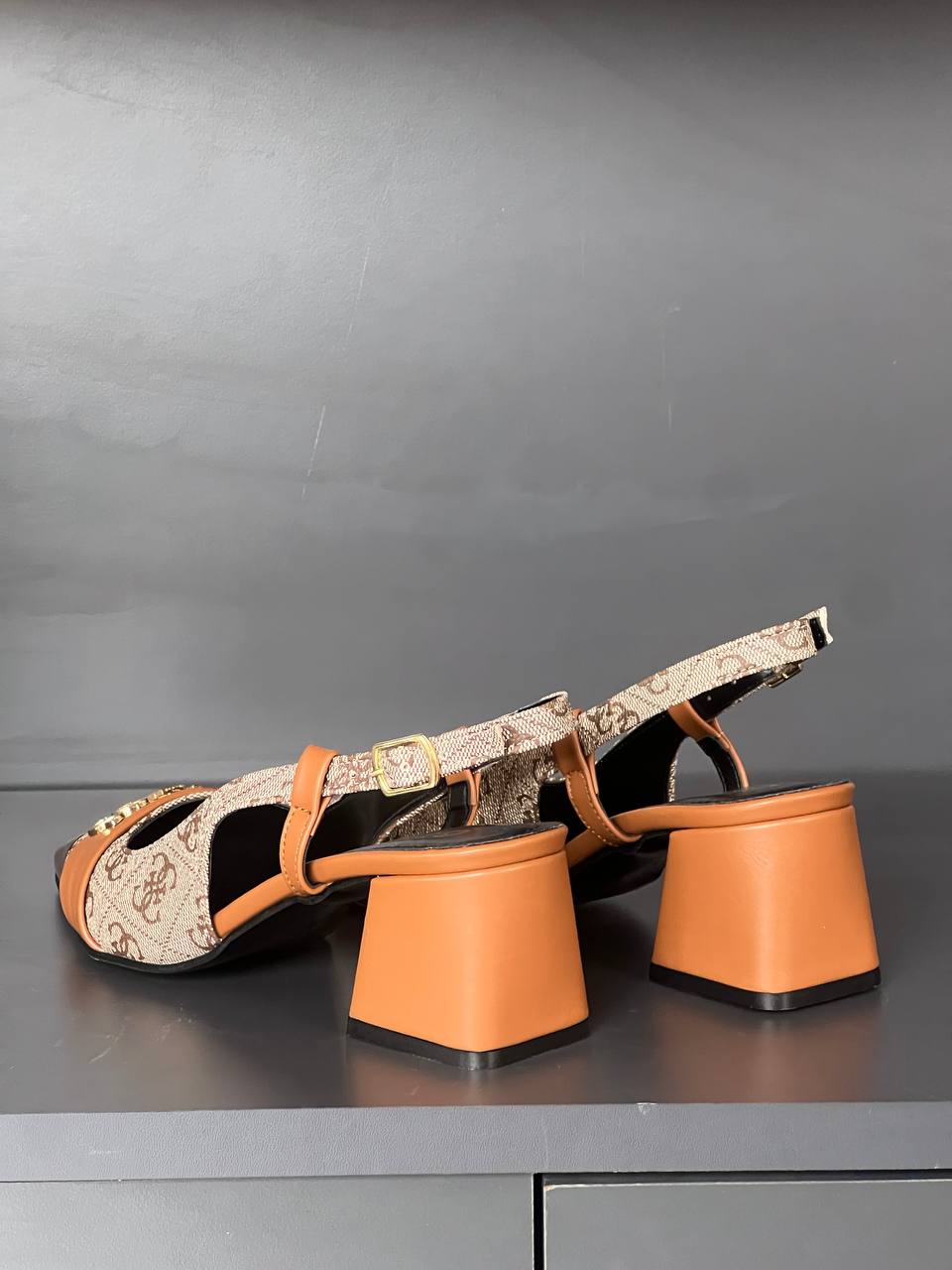 Guess Slingback Camel Block Heels – Image 5