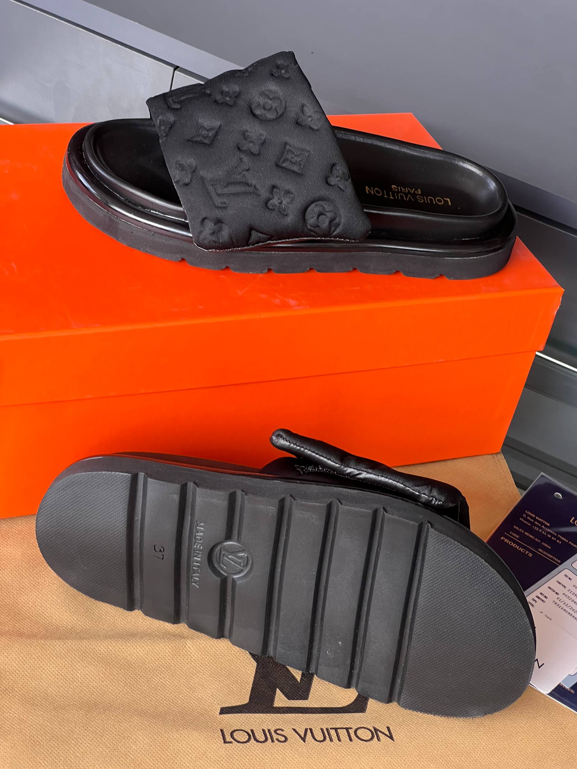 Louis Vuitton Black Puffy Miami Mule Footbed – Image 5