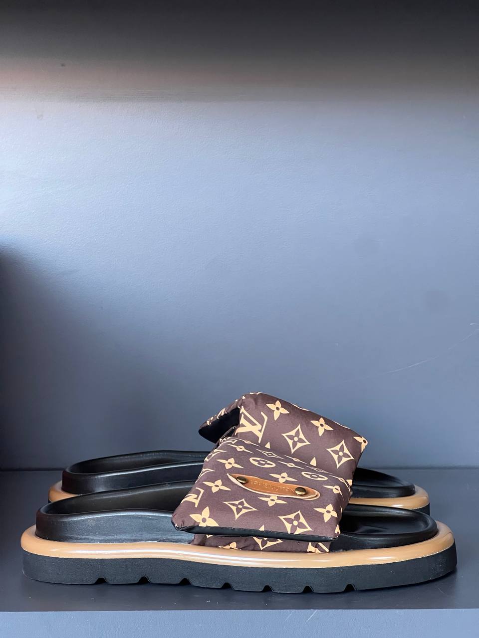 Louis Vuitton Brown Puffy Miami Mule Footbed – Image 5