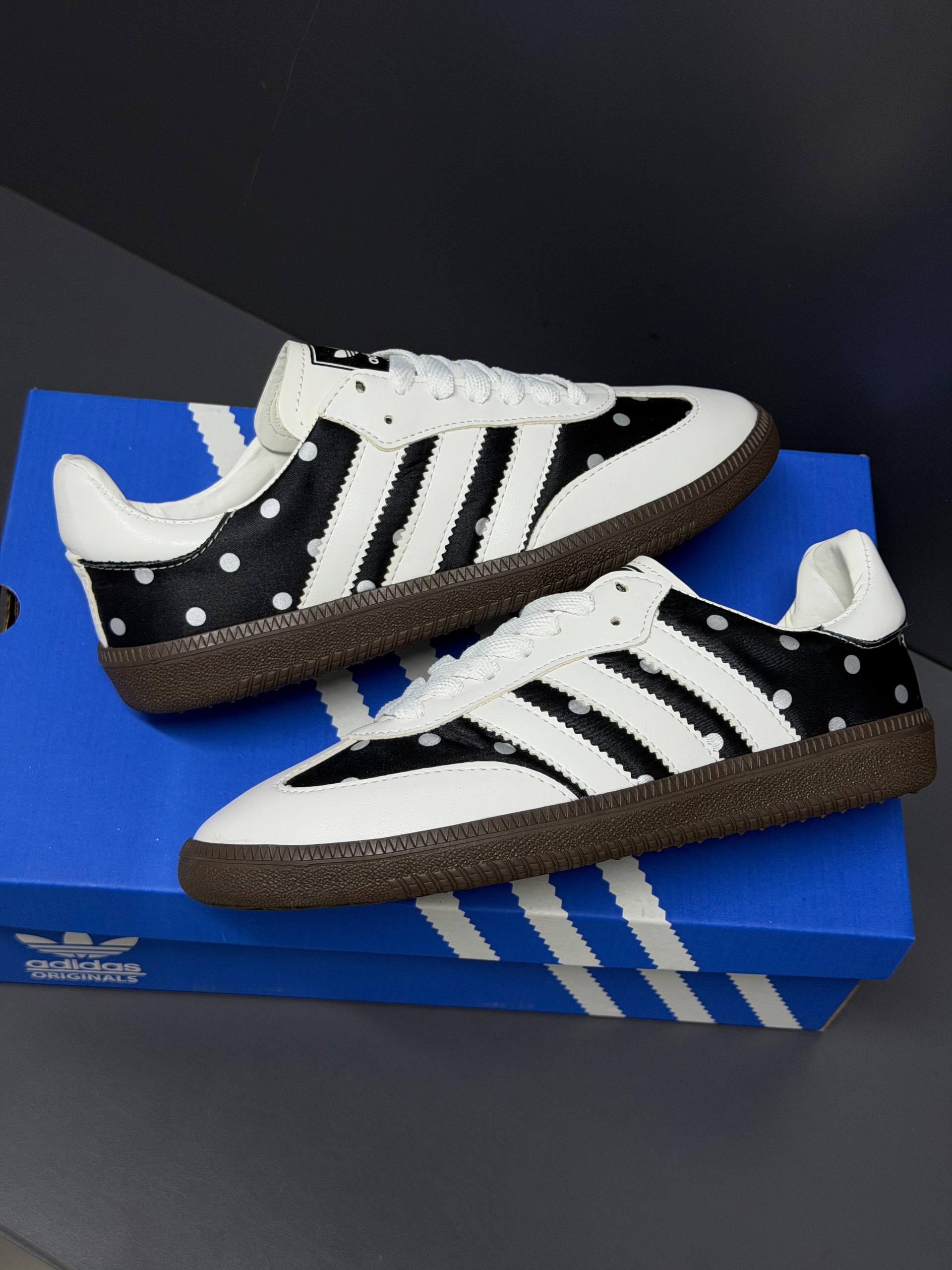 Adidas Samba White Polka Dot Sneakers – Image 3