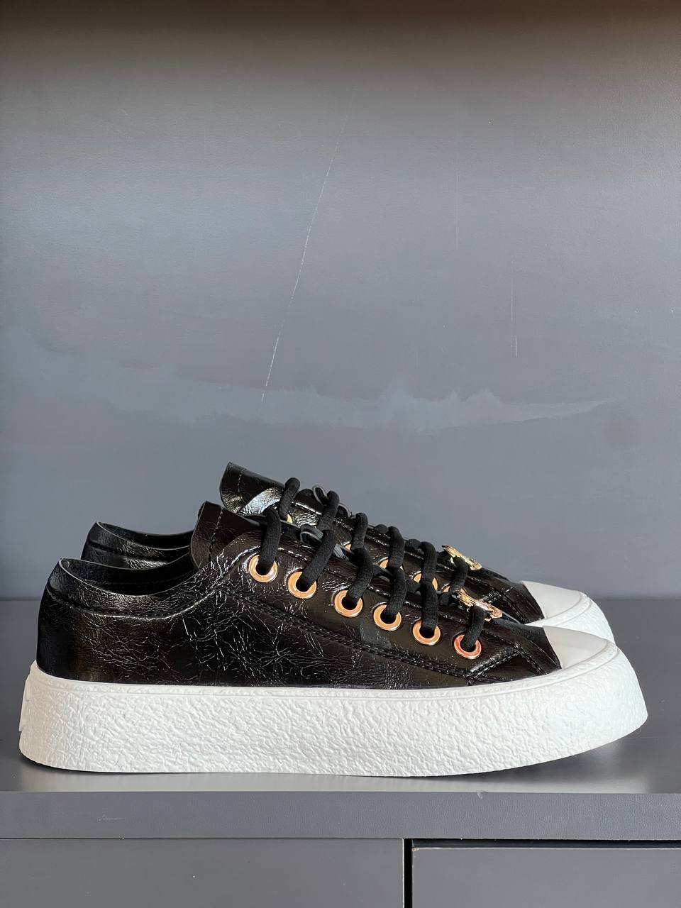 Chanel 202P Leather Sneakers – Image 11