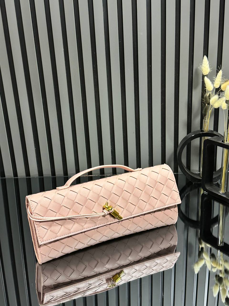 Bottega Veneta Andiamo Clutch Bag – Image 9