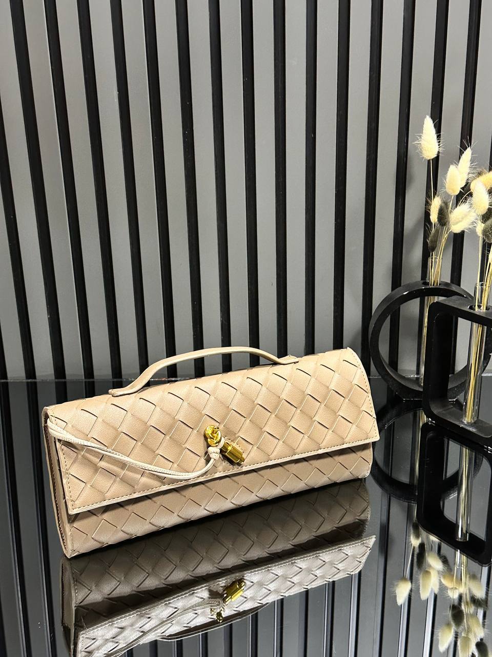 Bottega Veneta Andiamo Clutch Bag – Image 11
