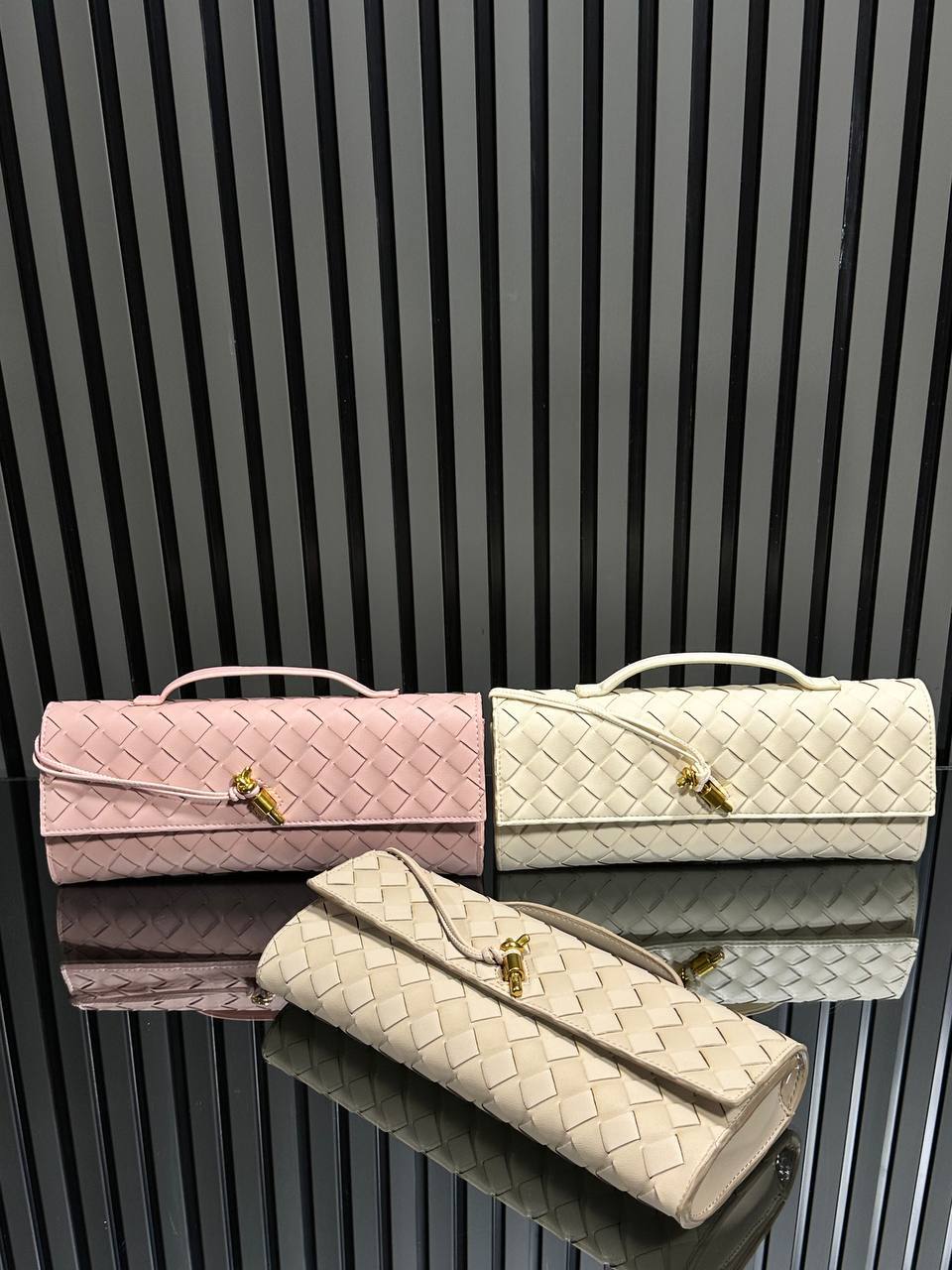 Bottega Veneta Andiamo Clutch Bag – Image 17