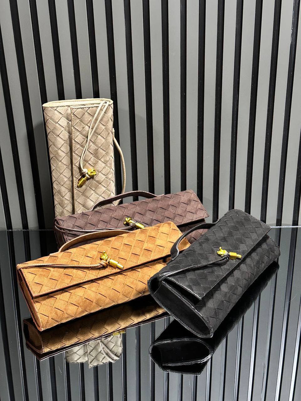 Bottega Veneta Andiamo Clutch Bag – Image 16