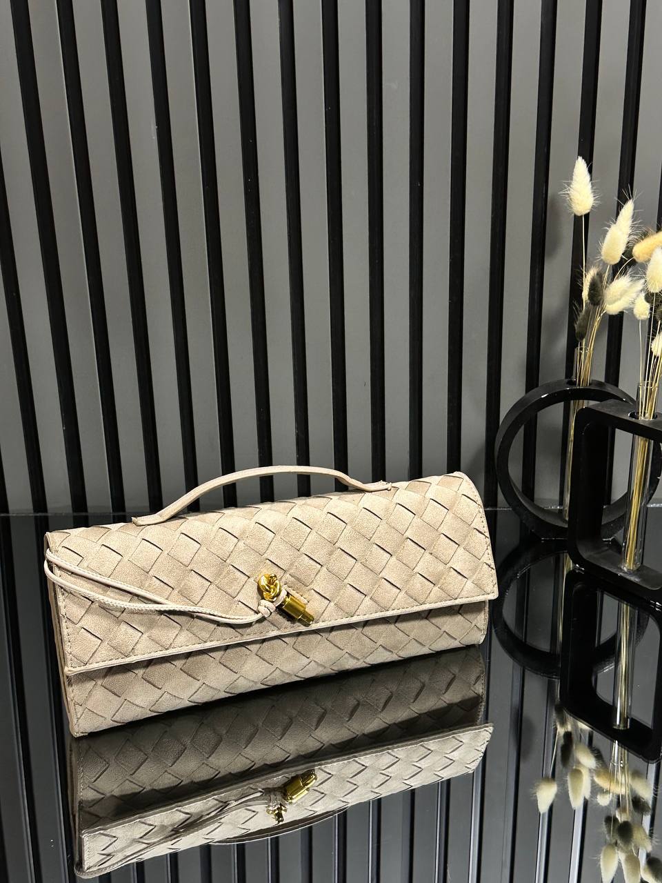 Bottega Veneta Andiamo Clutch Bag – Image 13