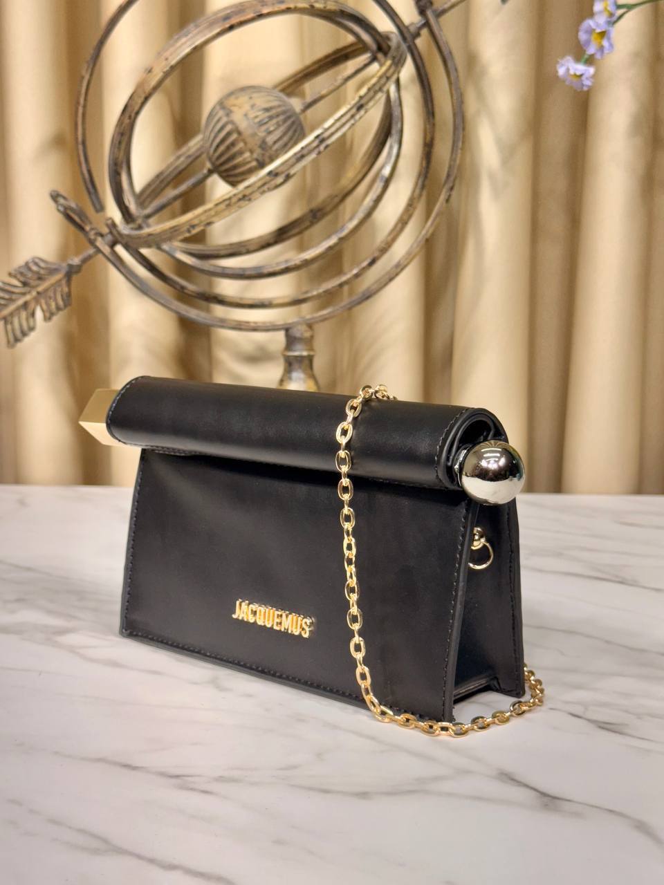 Jacquemus La Petite Pochette Shoulder Bag – Image 5