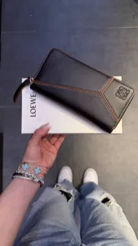 Loewe Black Puzzle Zip Wallet  – Image 1
