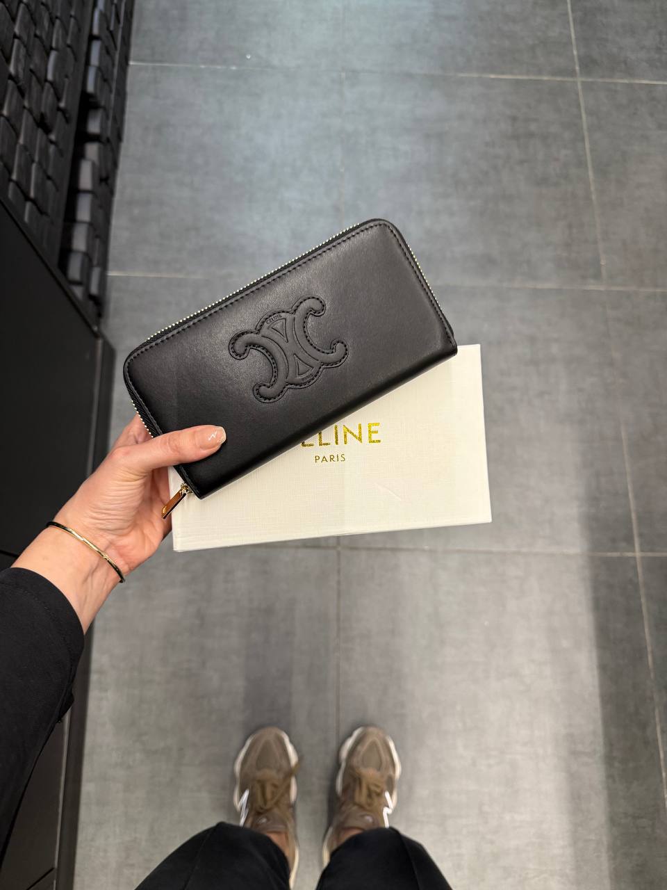 Celine Black Calfskin Wallet – Image 1