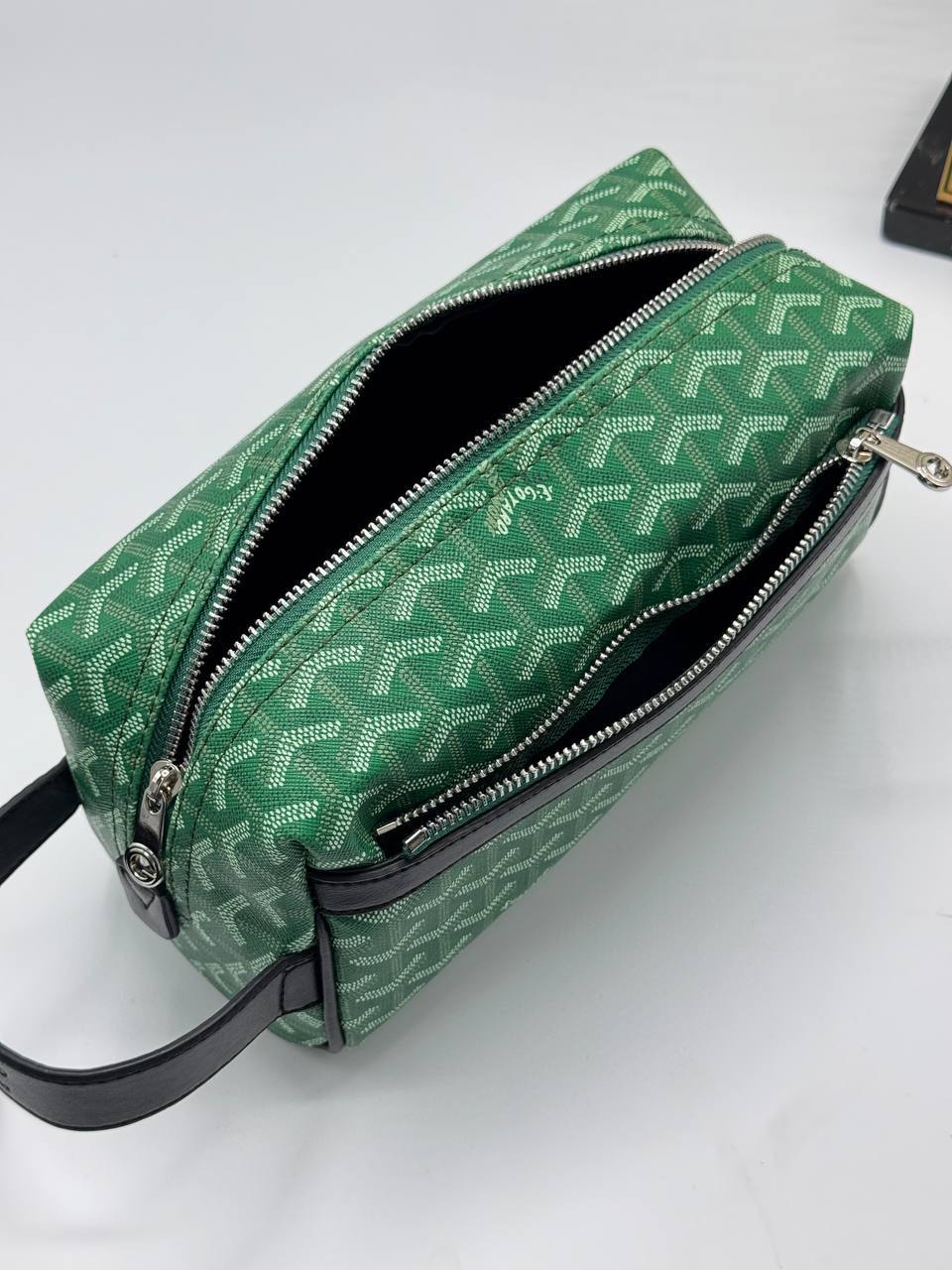 Goyard Boeing 25 Toiletry Bag – Image 11