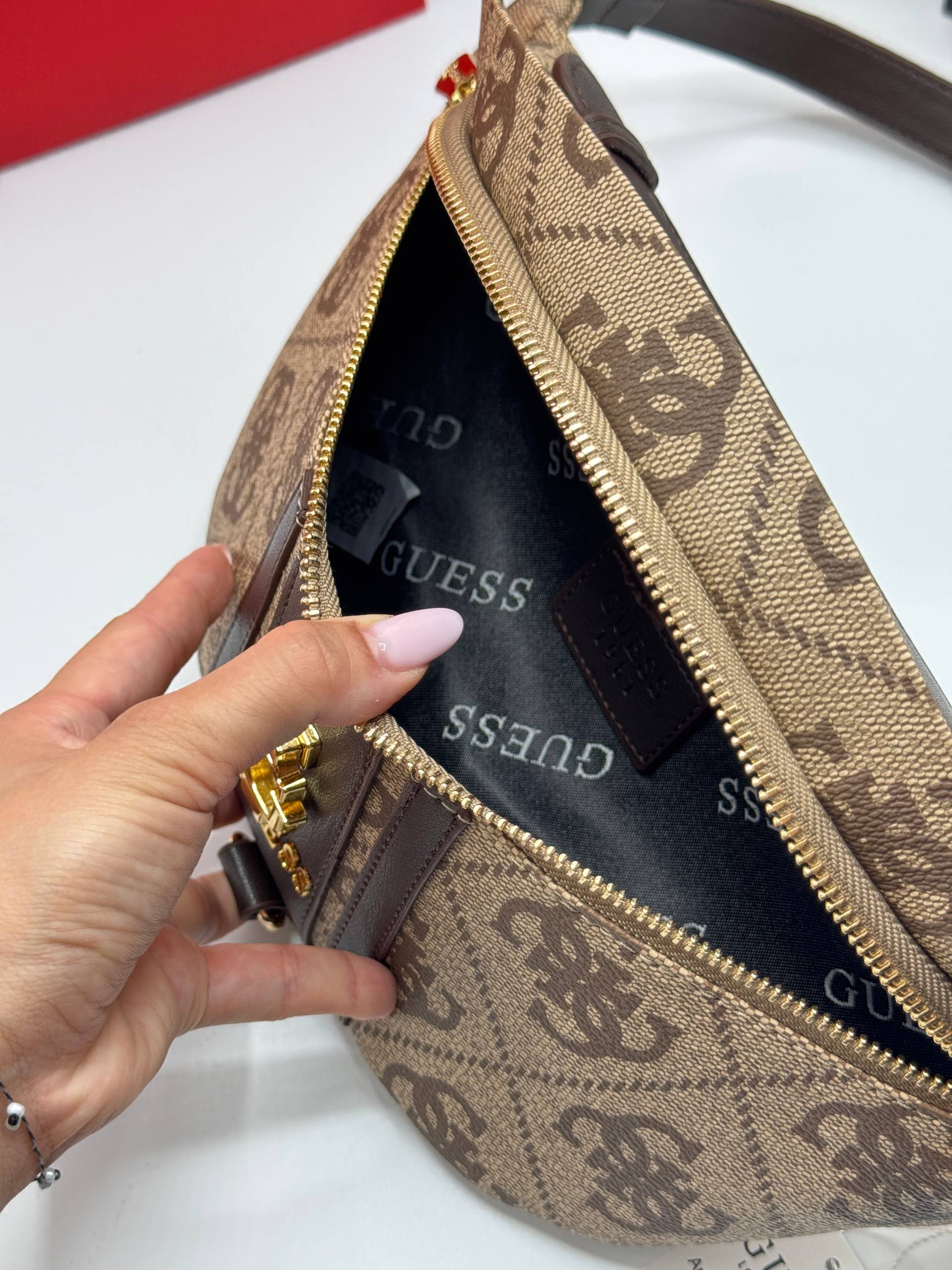 Guess Vezzola Smart 4G Bag – Image 5