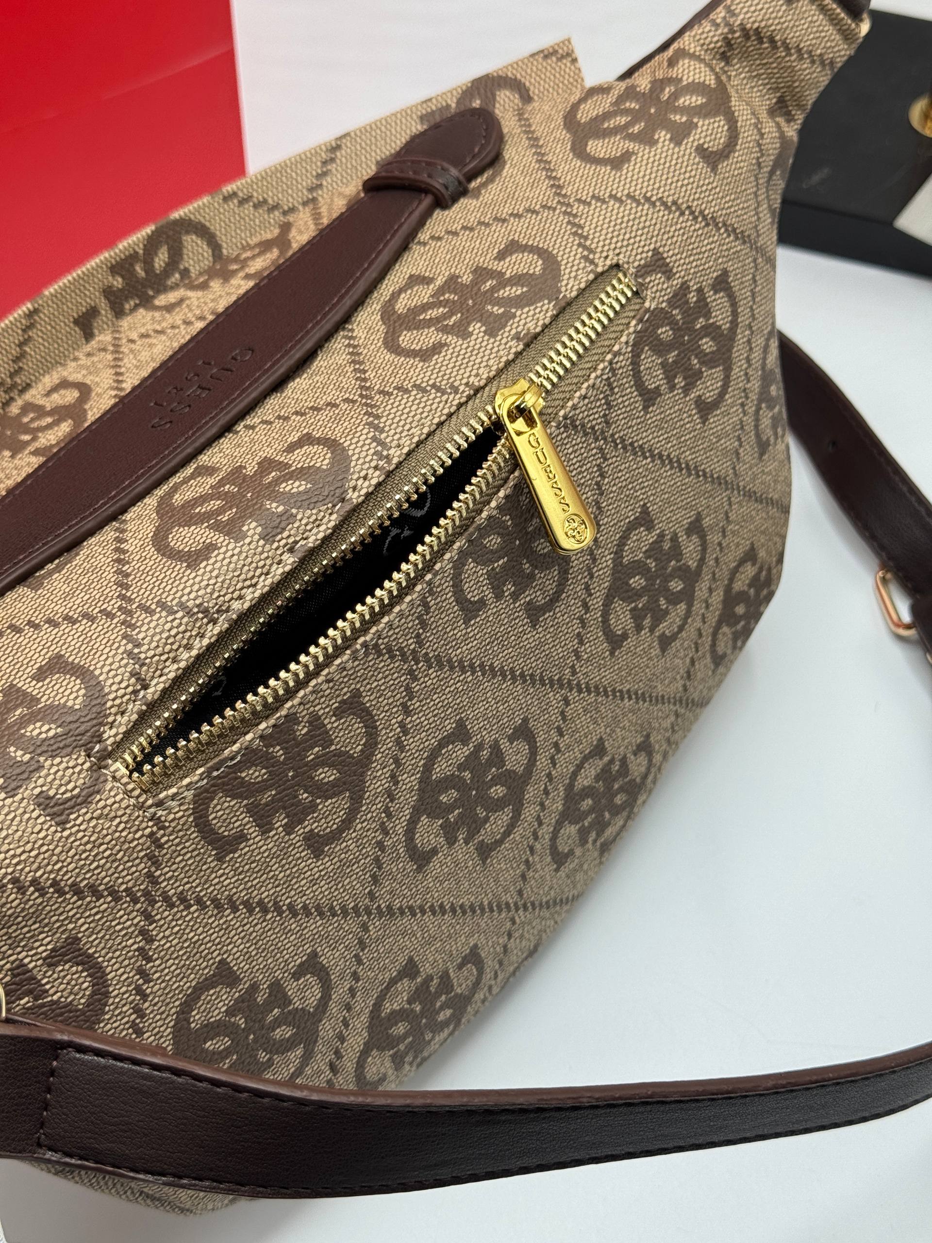 Guess Vezzola Smart 4G Bag – Image 4