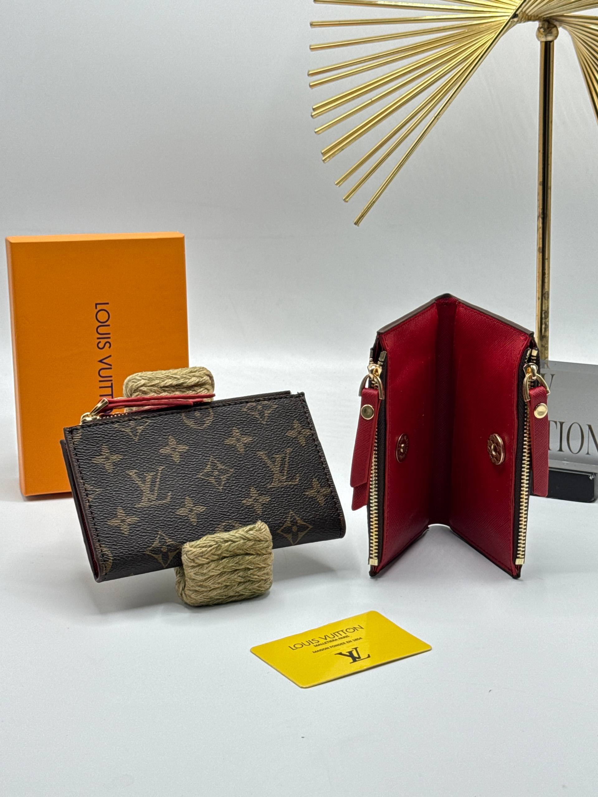 Louis Vuitton Lisa Wallet – Image 6