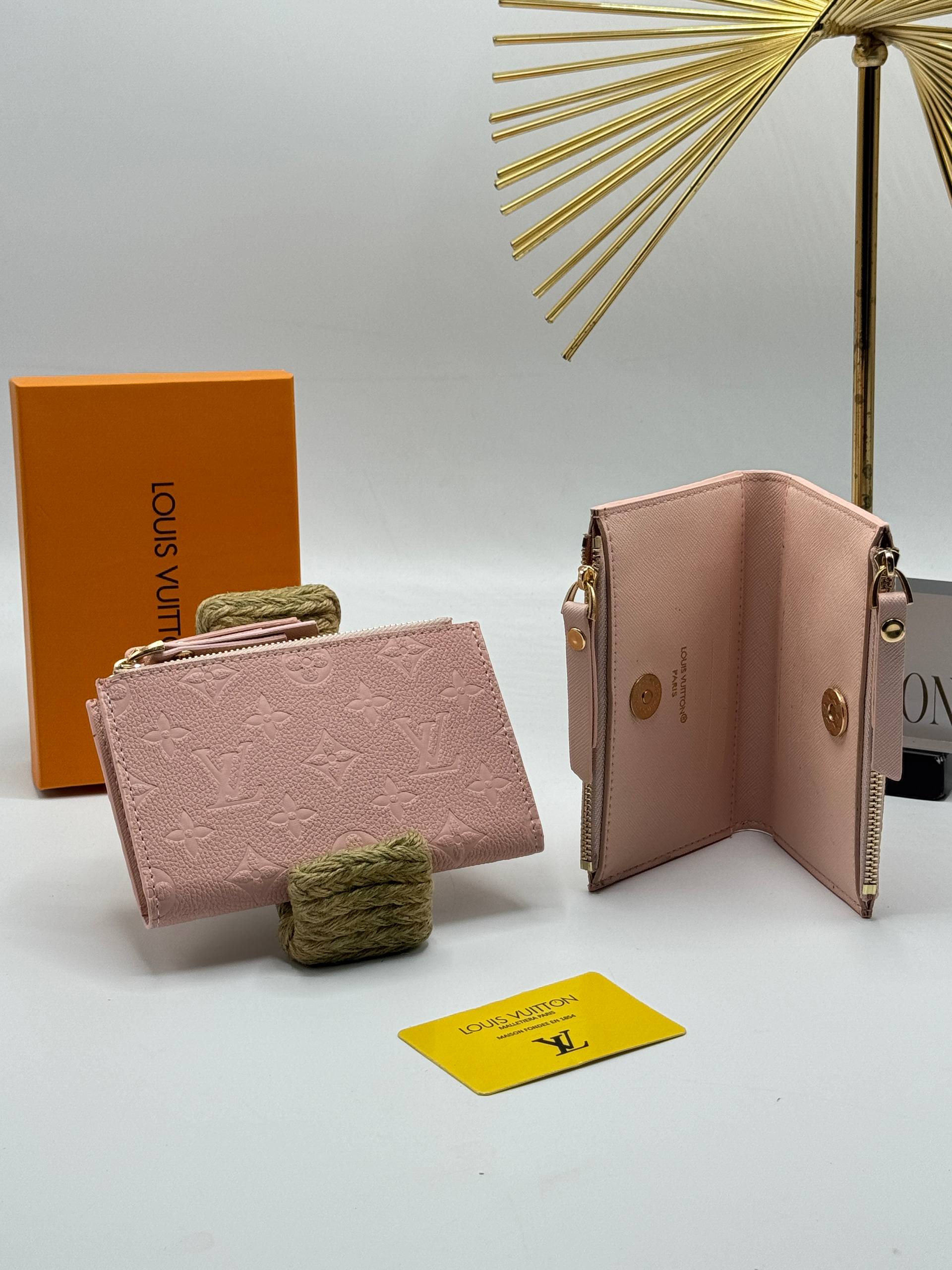 Louis Vuitton Lisa Wallet – Image 14