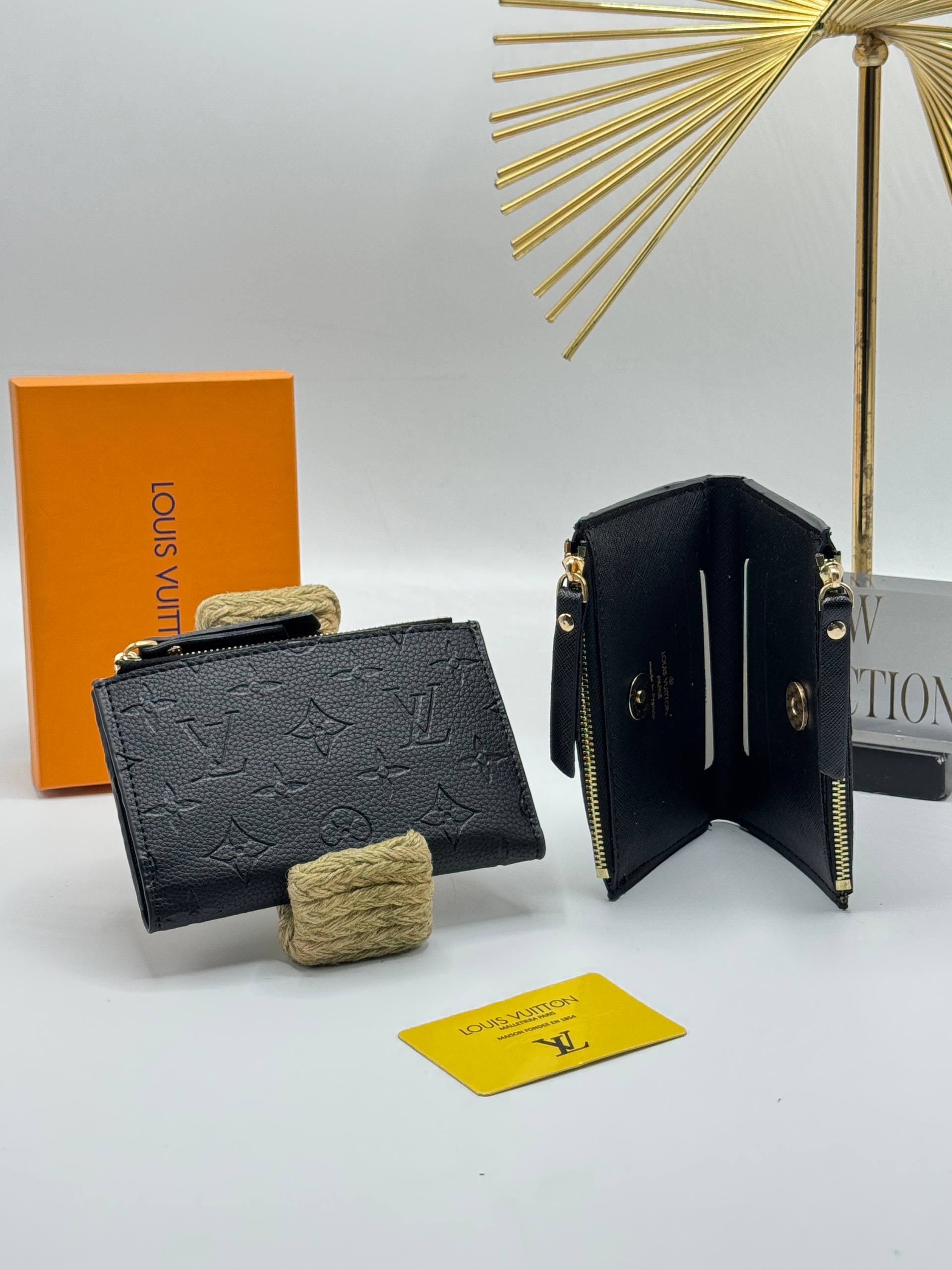 Louis Vuitton Lisa Wallet – Image 13
