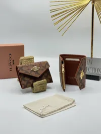 Coach Wallet – Image 9