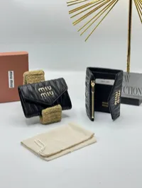 Miu Miu Matelasse Nappa Wallet – Image 6