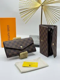 Louis Vuitton Sarah Wallet – Image 10
