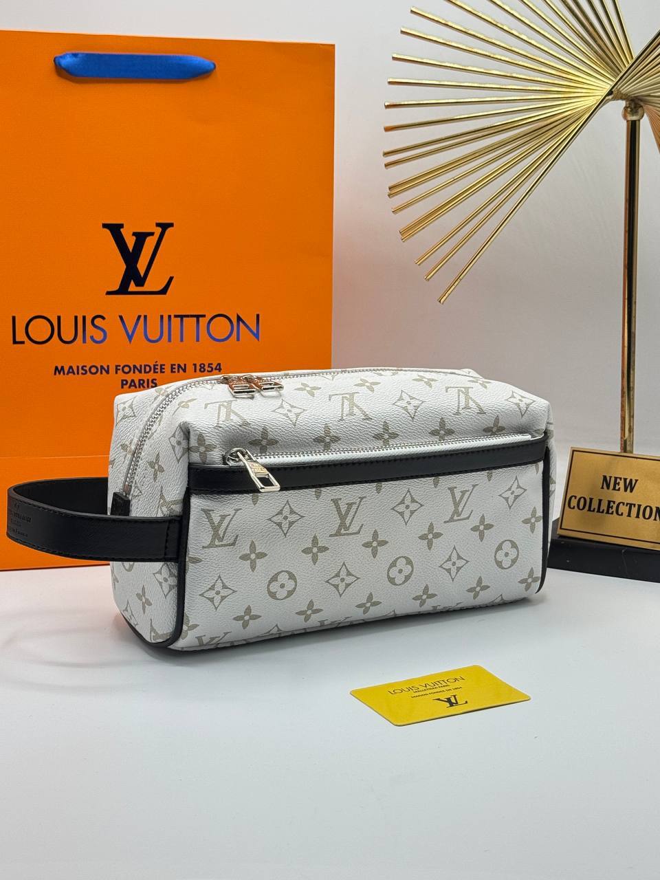 Louis Vuitton Dopp Kit – Image 11