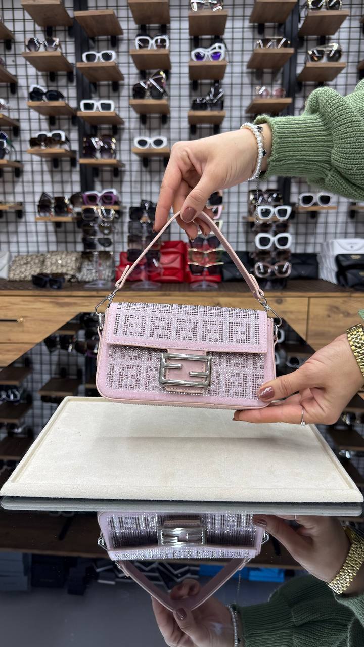 Fendi Baguette Handbag – Image 4