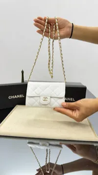 Chanel 22C Handbag – Image 9