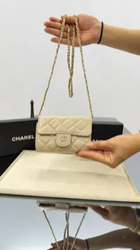 Chanel 22C Handbag – Image 8