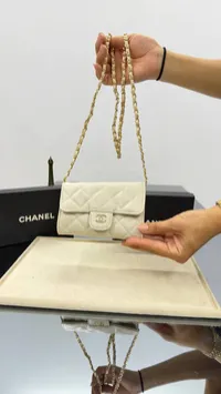 Chanel 22C Handbag – Image 3