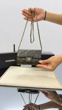 Chanel 22C Handbag – Image 2