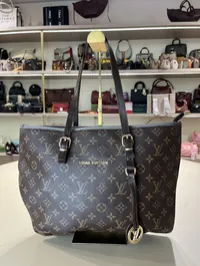 Louis Vuitton Monogram LV Charm Bag – Image 2