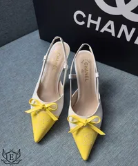 Chanel Slingback Bow Heels & Hand Bag – Image 3