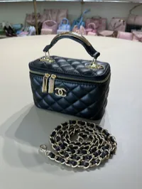 Chanel - Vanity Black & gold – Image 4